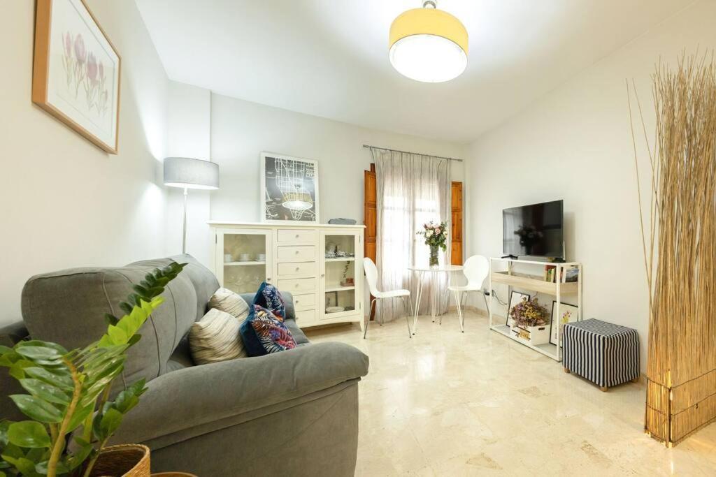 Pajaritos Center Suite By Valcambre Sevilla Exterior foto